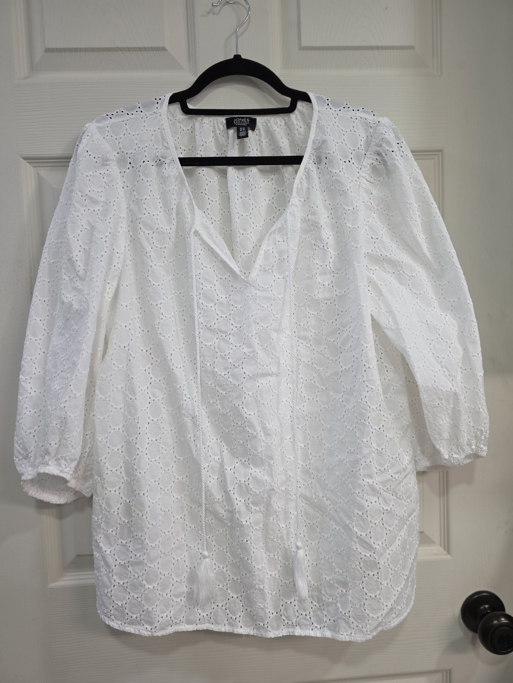 Jones New York White Eyelet Peasant Blouse